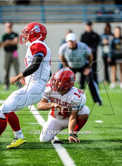 Thumbnail 2 in Skyline vs. Klein Oak (UIL 6A Division I Region II Quarterfinal) photogallery.