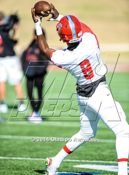 Thumbnail 2 in Skyline vs. Klein Oak (UIL 6A Division I Region II Quarterfinal) photogallery.