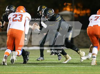 Thumbnail 3 in Livonia vs. Honeoye Falls-Lima (Section 5 Class B Final) photogallery.
