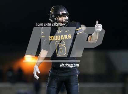 Thumbnail 2 in Livonia vs. Honeoye Falls-Lima (Section 5 Class B Final) photogallery.