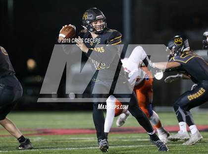 Thumbnail 2 in Livonia vs. Honeoye Falls-Lima (Section 5 Class B Final) photogallery.