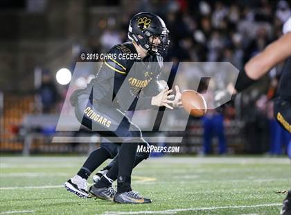 Thumbnail 2 in Livonia vs. Honeoye Falls-Lima (Section 5 Class B Final) photogallery.