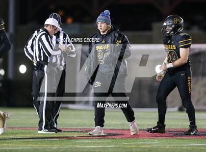 Thumbnail 3 in Livonia vs. Honeoye Falls-Lima (Section 5 Class B Final) photogallery.