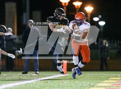 Thumbnail 3 in Livonia vs. Honeoye Falls-Lima (Section 5 Class B Final) photogallery.