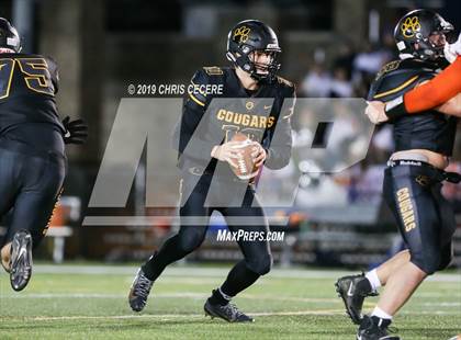 Thumbnail 2 in Livonia vs. Honeoye Falls-Lima (Section 5 Class B Final) photogallery.