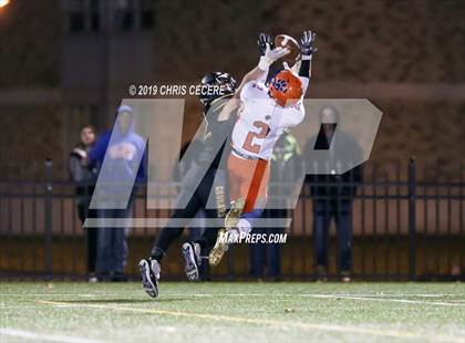 Thumbnail 1 in Livonia vs. Honeoye Falls-Lima (Section 5 Class B Final) photogallery.