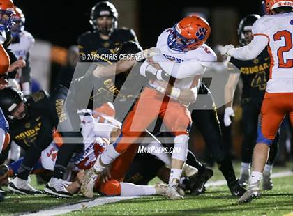 Thumbnail 1 in Livonia vs. Honeoye Falls-Lima (Section 5 Class B Final) photogallery.