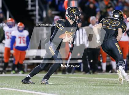 Thumbnail 3 in Livonia vs. Honeoye Falls-Lima (Section 5 Class B Final) photogallery.