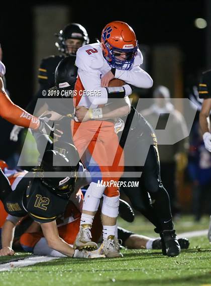 Thumbnail 2 in Livonia vs. Honeoye Falls-Lima (Section 5 Class B Final) photogallery.