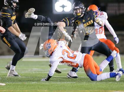 Thumbnail 1 in Livonia vs. Honeoye Falls-Lima (Section 5 Class B Final) photogallery.