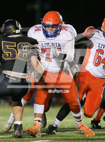 Thumbnail 3 in Livonia vs. Honeoye Falls-Lima (Section 5 Class B Final) photogallery.