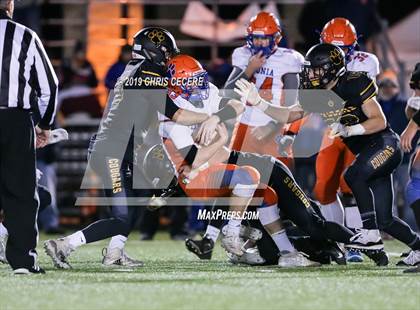 Thumbnail 2 in Livonia vs. Honeoye Falls-Lima (Section 5 Class B Final) photogallery.