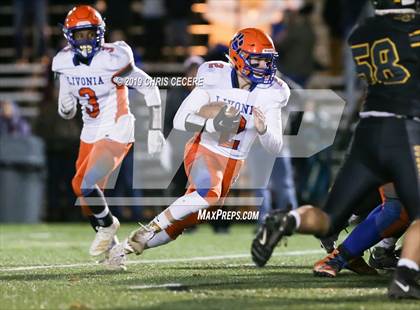 Thumbnail 2 in Livonia vs. Honeoye Falls-Lima (Section 5 Class B Final) photogallery.