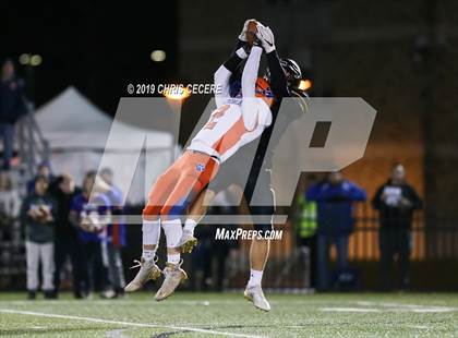 Thumbnail 3 in Livonia vs. Honeoye Falls-Lima (Section 5 Class B Final) photogallery.
