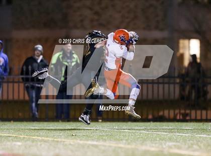 Thumbnail 2 in Livonia vs. Honeoye Falls-Lima (Section 5 Class B Final) photogallery.