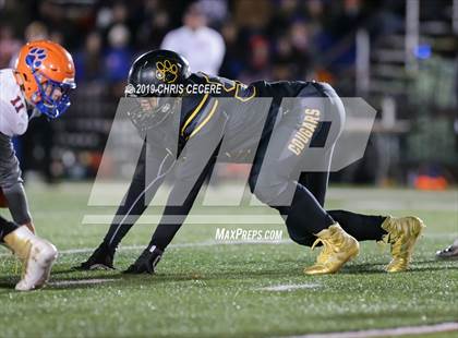 Thumbnail 3 in Livonia vs. Honeoye Falls-Lima (Section 5 Class B Final) photogallery.