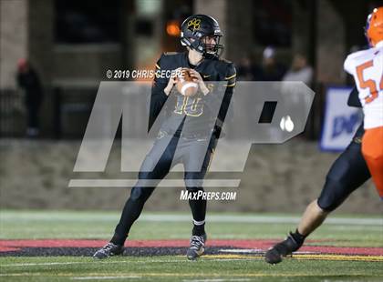 Thumbnail 3 in Livonia vs. Honeoye Falls-Lima (Section 5 Class B Final) photogallery.