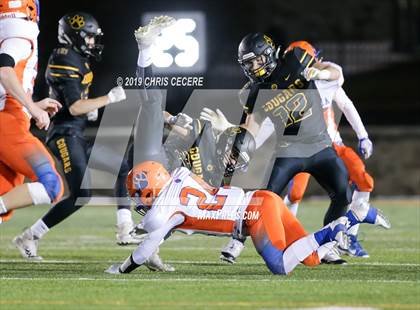 Thumbnail 2 in Livonia vs. Honeoye Falls-Lima (Section 5 Class B Final) photogallery.