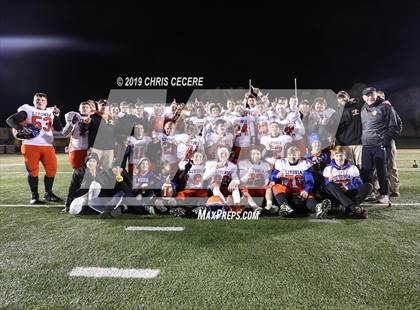 Thumbnail 2 in Livonia vs. Honeoye Falls-Lima (Section 5 Class B Final) photogallery.