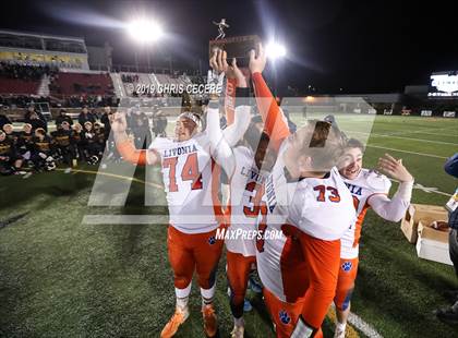 Thumbnail 2 in Livonia vs. Honeoye Falls-Lima (Section 5 Class B Final) photogallery.