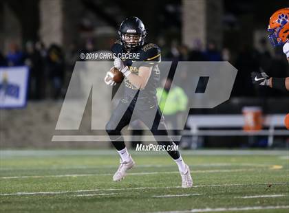 Thumbnail 1 in Livonia vs. Honeoye Falls-Lima (Section 5 Class B Final) photogallery.