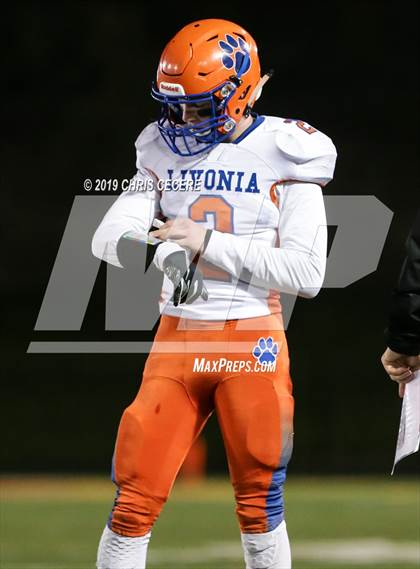 Thumbnail 3 in Livonia vs. Honeoye Falls-Lima (Section 5 Class B Final) photogallery.