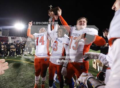 Thumbnail 2 in Livonia vs. Honeoye Falls-Lima (Section 5 Class B Final) photogallery.