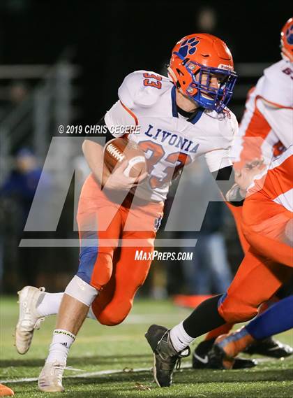 Thumbnail 1 in Livonia vs. Honeoye Falls-Lima (Section 5 Class B Final) photogallery.