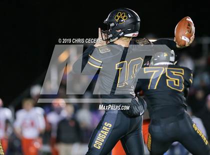 Thumbnail 2 in Livonia vs. Honeoye Falls-Lima (Section 5 Class B Final) photogallery.