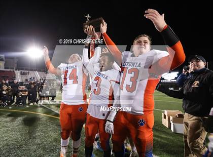 Thumbnail 1 in Livonia vs. Honeoye Falls-Lima (Section 5 Class B Final) photogallery.