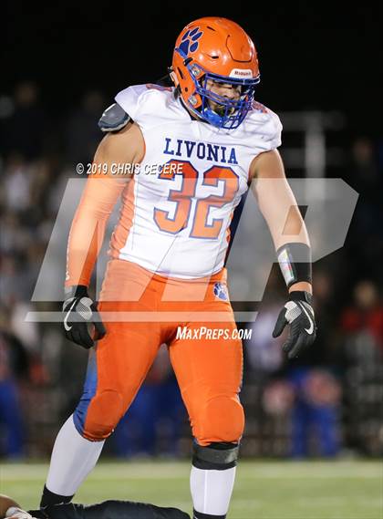 Thumbnail 1 in Livonia vs. Honeoye Falls-Lima (Section 5 Class B Final) photogallery.
