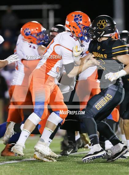 Thumbnail 1 in Livonia vs. Honeoye Falls-Lima (Section 5 Class B Final) photogallery.