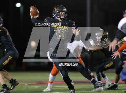 Thumbnail 3 in Livonia vs. Honeoye Falls-Lima (Section 5 Class B Final) photogallery.