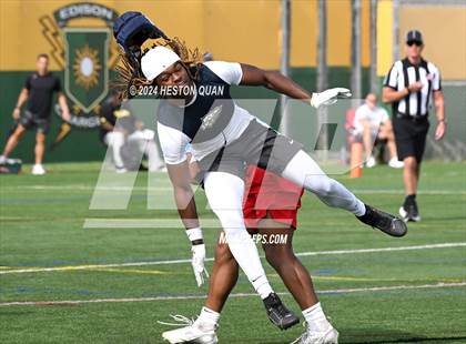 Thumbnail 2 in Los Alamitos vs. St. John Bosco (Battle At The Beach) photogallery.