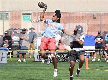 Thumbnail 3 in Los Alamitos vs. St. John Bosco (Battle At The Beach) photogallery.