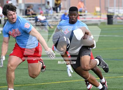 Thumbnail 2 in Los Alamitos vs. St. John Bosco (Battle At The Beach) photogallery.
