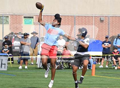 Thumbnail 2 in Los Alamitos vs. St. John Bosco (Battle At The Beach) photogallery.