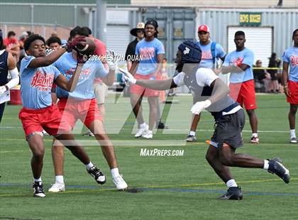 Thumbnail 1 in Los Alamitos vs. St. John Bosco (Battle At The Beach) photogallery.