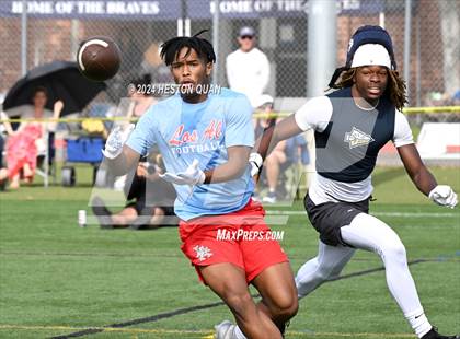 Thumbnail 3 in Los Alamitos vs. St. John Bosco (Battle At The Beach) photogallery.