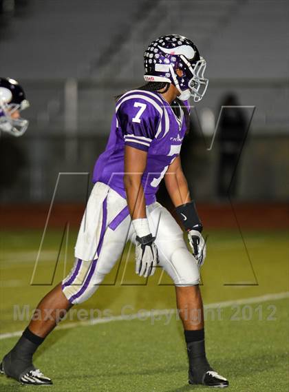 Thumbnail 2 in Valencia vs. Paso Robles (CIF SS Playoffs) photogallery.