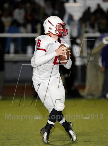 Thumbnail 2 in Valencia vs. Paso Robles (CIF SS Playoffs) photogallery.
