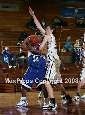 Thumbnail 2 in Campolindo vs. Jordan (MaxPreps Holiday Classic) photogallery.