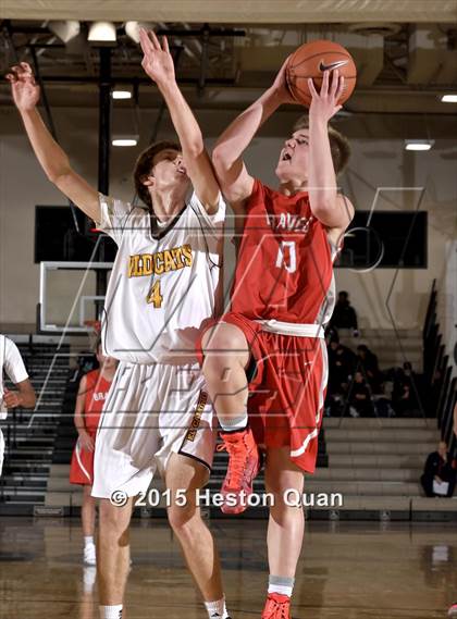 Thumbnail 2 in El Camino vs. Bountiful (MaxPreps Holiday Classic) photogallery.