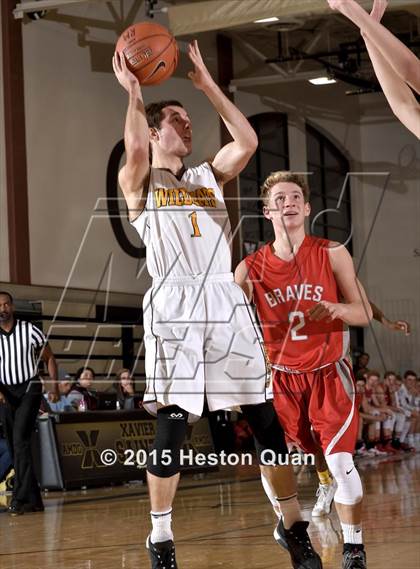 Thumbnail 2 in El Camino vs. Bountiful (MaxPreps Holiday Classic) photogallery.