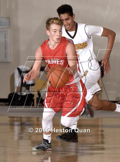 Thumbnail 1 in El Camino vs. Bountiful (MaxPreps Holiday Classic) photogallery.
