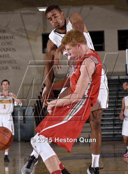 Thumbnail 3 in El Camino vs. Bountiful (MaxPreps Holiday Classic) photogallery.