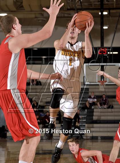 Thumbnail 1 in El Camino vs. Bountiful (MaxPreps Holiday Classic) photogallery.