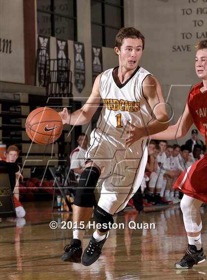 Thumbnail 2 in El Camino vs. Bountiful (MaxPreps Holiday Classic) photogallery.