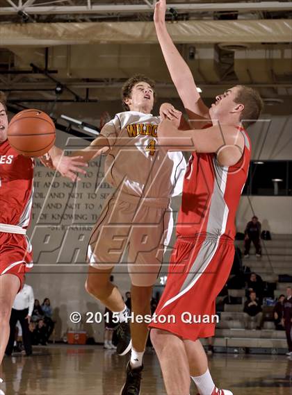 Thumbnail 2 in El Camino vs. Bountiful (MaxPreps Holiday Classic) photogallery.