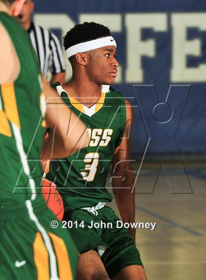Thumbnail 3 in Foss @ Downey (MaxPreps Holiday Classic) photogallery.